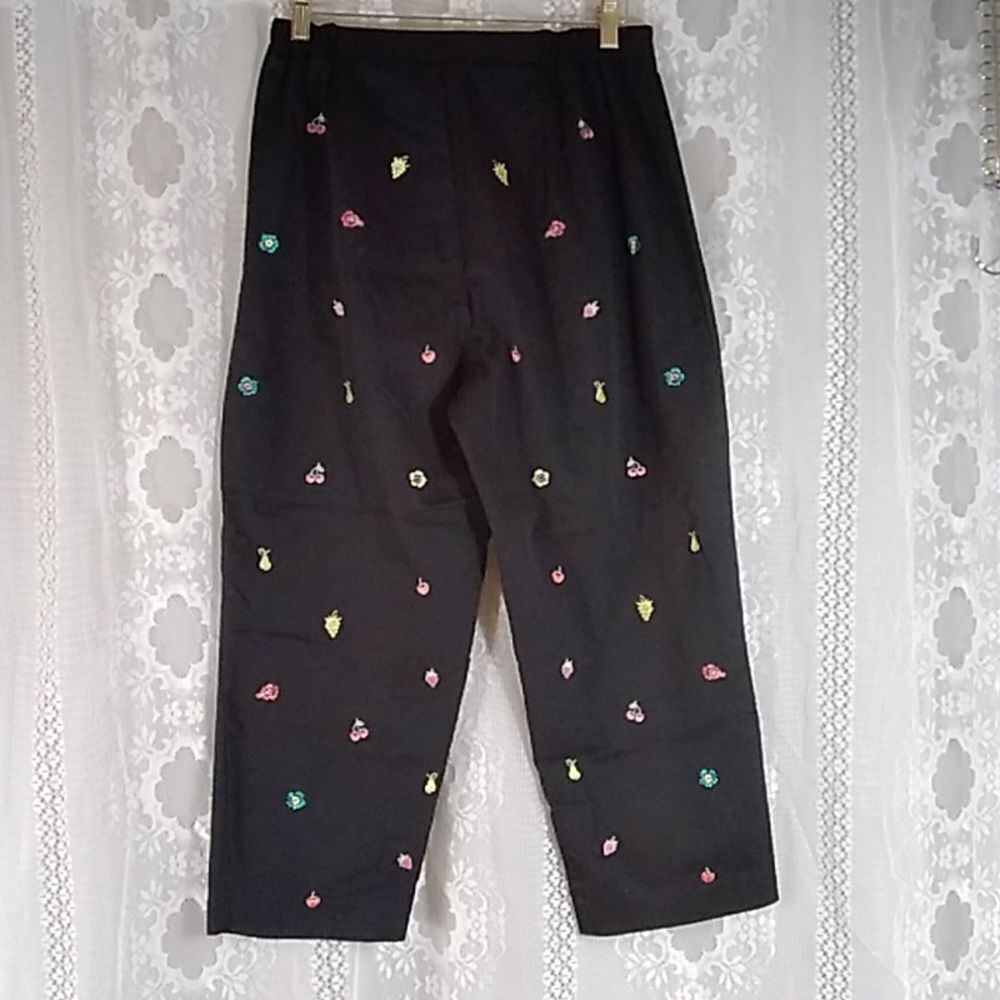 DRAPERS & DAMON'S PETITE STRECH FRUIT EMBROIDERED CROPPED PANTS Sz 12P
